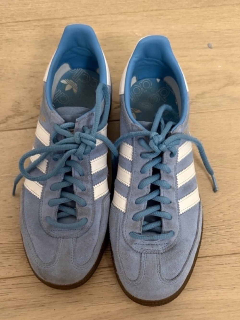 Adidas - Picture 3 of 11